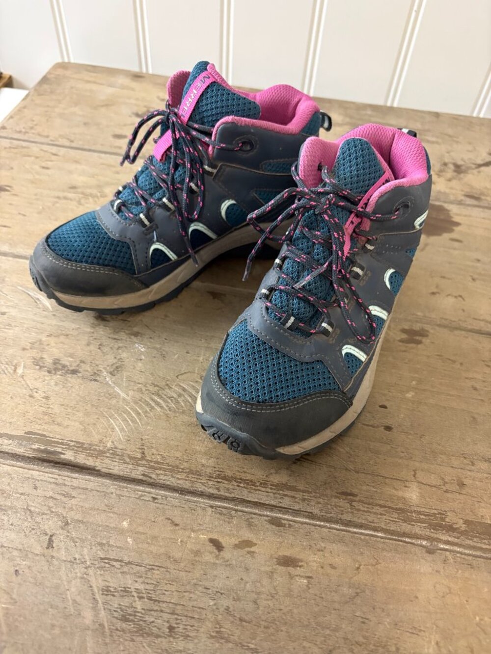 Merrell Kids Unisex Oakcreek Mid lace Waterproof Sneaker, Sz 1.0 US,